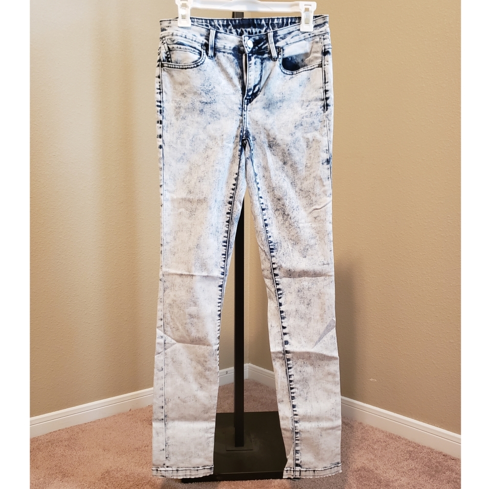 Calvin Klein Skinny Acid Wash Jeans Size 28